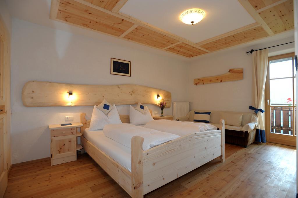 Huberhof Apartman Villandro Kültér fotó
